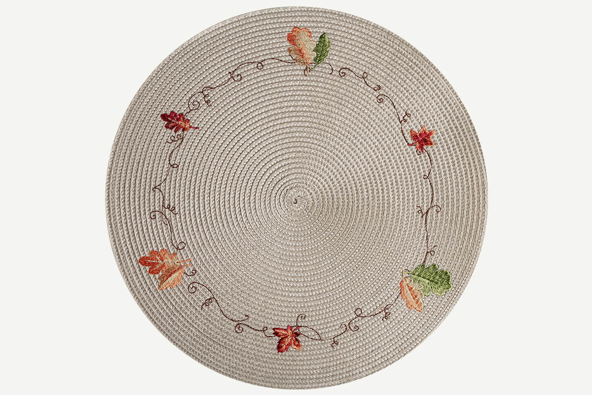 Pom pom round placemat